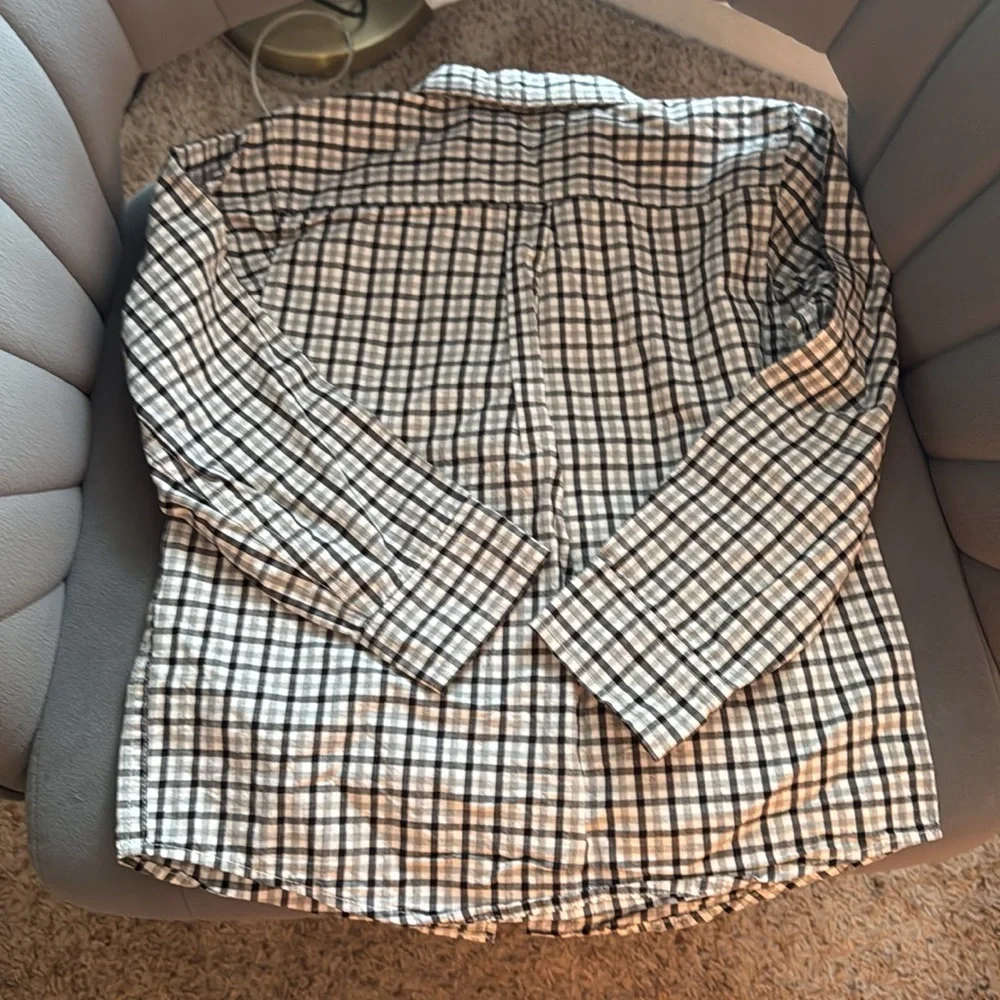 Boys button up!